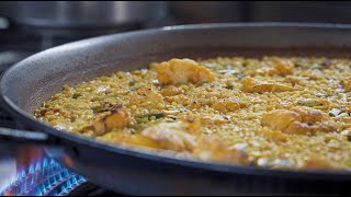 Paella de bacalao y coliflor SHORT [upl. by Llehsar717]