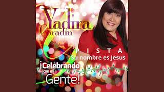 Yadira Coradin  Su nombre es Jesus  Pista con coros Musica de Navidad [upl. by Jobina]