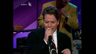 Robert Palmer  Addicted To Love Live [upl. by Wainwright]