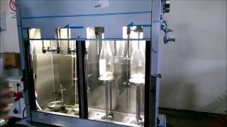 Riempitrice isobarica semiautomatica  semiauto counterpressure filler [upl. by Odnamra]