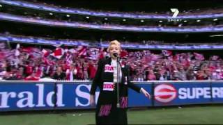 St Kilda theme song  Paris Wells AFL Grand Final 2010 [upl. by Ahtanamas]