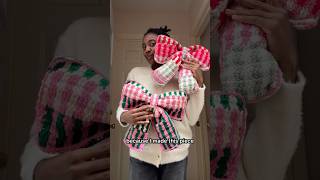 Work on my 🎀 BOW 🎀 pillow with me crochet crochetpatterns [upl. by Llennod561]