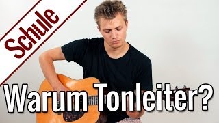 Warum sind Tonleitern wichtig  Tonleiterspiel  Gitarrenschule [upl. by Enirahtak]