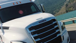 Freightliner Cascadia Truck Walk Around [upl. by Muraida]