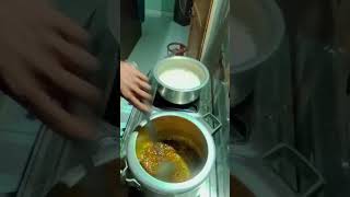 masur ka daal chawal gas jisko jisko khana hai khali viral video [upl. by Knowling]