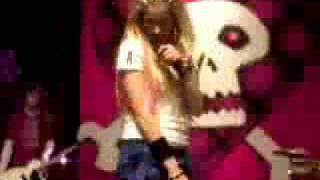 Avril Lavigne  Girlfriend Official videoHQFirst edition [upl. by Poucher]