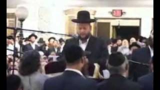 Cantor helfgot sings ribono shel olam [upl. by Leirraj844]