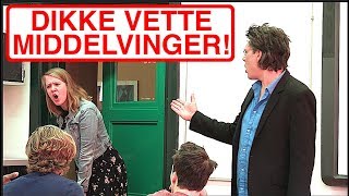 DIKKE VETTE MIDDELVINGER [upl. by Fotina699]