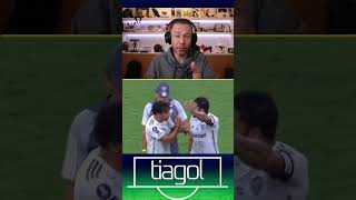 QUEM NUNCA DISCUTIU JOGANDO BOLA galo atleticomg futebol futebolbrasileiro [upl. by Olivero]