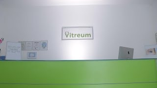 CLINICA VITREUM  Reducere de dioptrii  Chirurgia refractivă cu laser Excimer Zeis [upl. by Callum490]