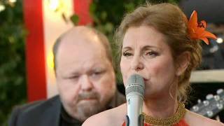 Helen Sjöholm tillsammans med BAO  Kära syster live på Allsång på Skansen [upl. by Chretien]