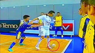 Dribles Mágicos do Rei do Futsal [upl. by Vladi272]