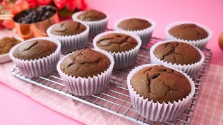 Cupcakes de Chocolate  CUPCAKES PERFECTOS  Ale Hervi [upl. by Eimoan]