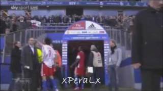 PAOLO GUERRERO AGREDE A HINCHA DEL HAMBURGO  QUE TAL PUNTERIA [upl. by Niltiac742]