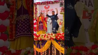 Jatti nachdi patola Banke Punjabi bhangra [upl. by Nyluqcaj]