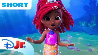 Disney Jr’s Ariel Mermaid Tales Short 1 🧜🏾‍♀️  Shimmer Song ✨  The Little Mermaid  disneyjr [upl. by Terryl293]