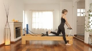 Cómo estirar los muslos  Ejercicios de Pilates 1 [upl. by Elleinod]