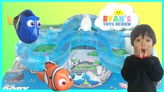 Disney Pixar Finding Dory Water Toys Marine Life Institute Playset [upl. by Verity]