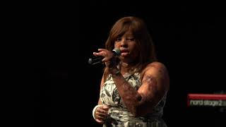 Kechi Okwuchi This is me LIVE [upl. by Willette]