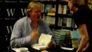 Martin Clunes signing books Bath [upl. by Lenee]