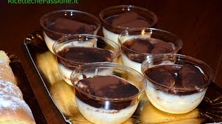 Video Ricetta Tiramisù MonoPorzione  Ricette che Passione [upl. by Bass905]