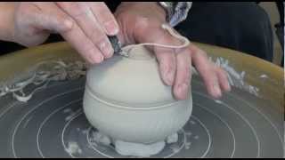 98Throwing  Making Covered  Lidded Jars  Boxes with HsinChuen Lin [upl. by Drolyag985]