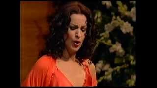 Angela Gheorghiu  Gounod Serenade  Barcelona 2004 [upl. by Yerg]