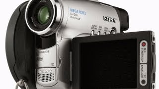 Sony Handycam DCRDVD201E Camcorder with Sony Video Flash Light HVLFDH3 [upl. by Aneloaup]