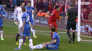 Luis Suarez bites Branislav Ivanovic Liverpool vs Chelsea [upl. by Phylis]