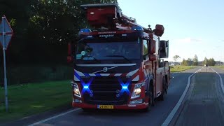 Hoogwerker Brandweer Zierikzee met spoed naar een gebouwbrand in OudeTonge [upl. by Braynard977]