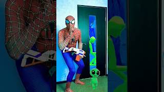 Alien 🙃 dance dami to cosita Green alien dance shorts funny shortvideo [upl. by Nalloh]