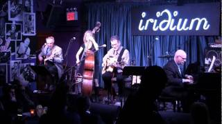 Jon Herington performs quotMy Funny Valentinequot with the Les Paul Trio [upl. by Klimesh]