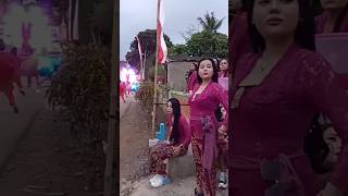 Kebaya pink Lo rek arek dance foryou [upl. by Manvell158]