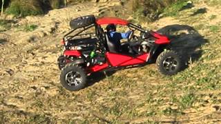 багги FunCruiser FC1100 Sport 4x4 Прыжок вверх [upl. by Faxan]