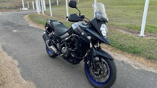 Moto Suzuki VStrom 650 XT 2024 Único dono [upl. by Fiedling]