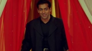 Salmans unique style of greeting  Hum Dil De Chuke Sanam [upl. by Marasco]