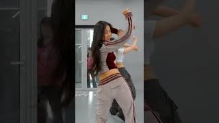 queen👑🪅 harimu choreography [upl. by Maighdiln]