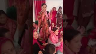 pahadi shaadi mein gai jaane wali galiyan [upl. by Yelroc]