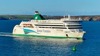 MV Oscar Wilde in Milford Haven Waterway 7124 [upl. by Scotti]