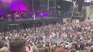 Machine Gun Kelly  Emo Girl live in Berlin 2023 [upl. by Mehalick6]