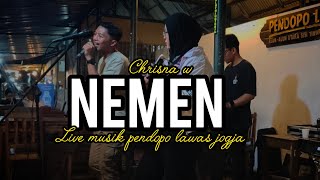 HEBOH pengujung ikut jogetquotNEMENquotChrisnaW live Pendopo lawas Jogja [upl. by Orabla996]