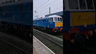 London to blackpool special through wigan north western at speed [upl. by Flavius611]