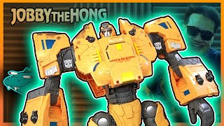 BIG BOY  Transformers Kingdom Autobot ARK Review [upl. by Joed]