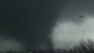 Huge tornado caught on camera in Mississippi [upl. by Riegel]