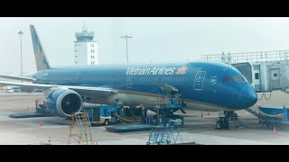 Vietnam Airlines 78710 Economy Class Flight Review  Ho Chi Minh City to Hanoi [upl. by Jamel]