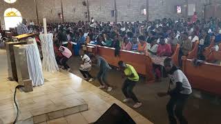 Inasonga Mbele Injili I Ken Maisiba I Catholic Diocese Of Nakuru Choir [upl. by Ferren195]