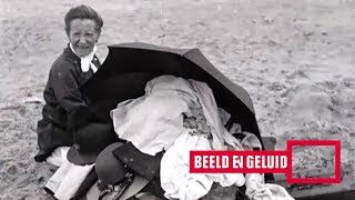 Het strandleven in Hoek van Holland 1923 [upl. by Mae]