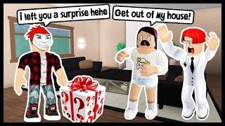 MY STALKER BROKE INTO MY HOUSE amp LEFT ME A SURPRISE  Roblox [upl. by Branscum]