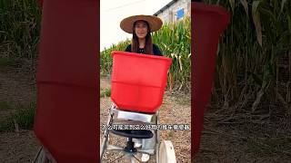 use this handpush fertilizer spreader which is really convenient and fast [upl. by Stelu133]