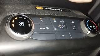 Air and demisting controls on Ford Focus [upl. by Tan]